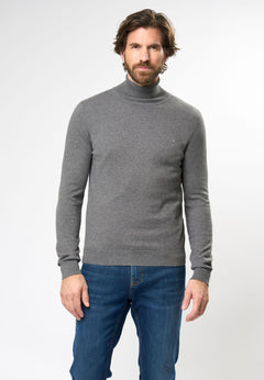Lucas Turtle Neck Knit