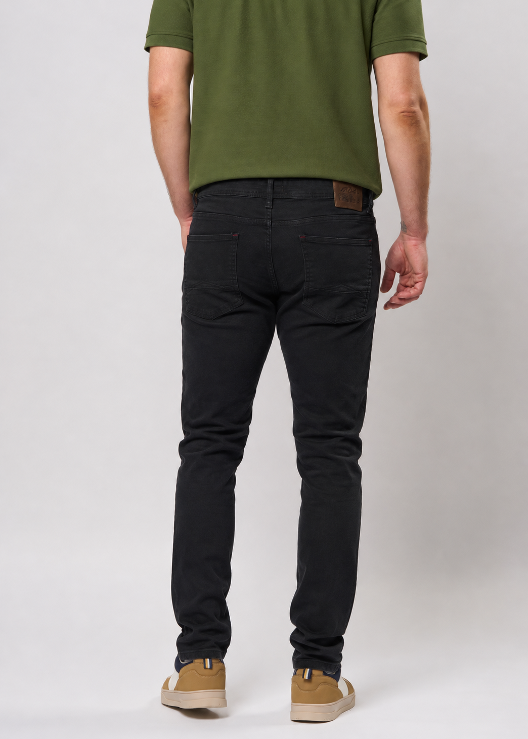MCSean Slim Fit Jeans